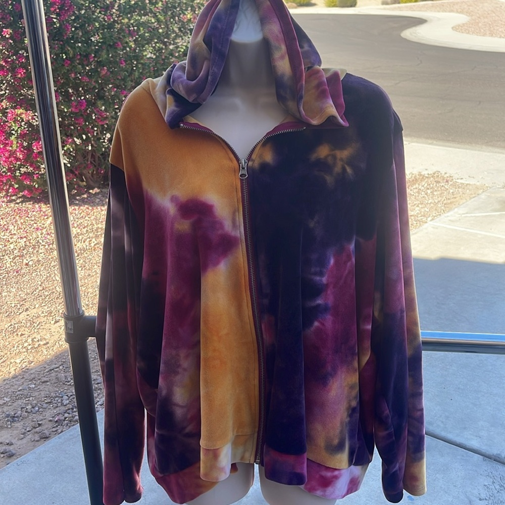 Jolie &joy  hoodie 
very stretchy great fabric - Picture 3 of 4